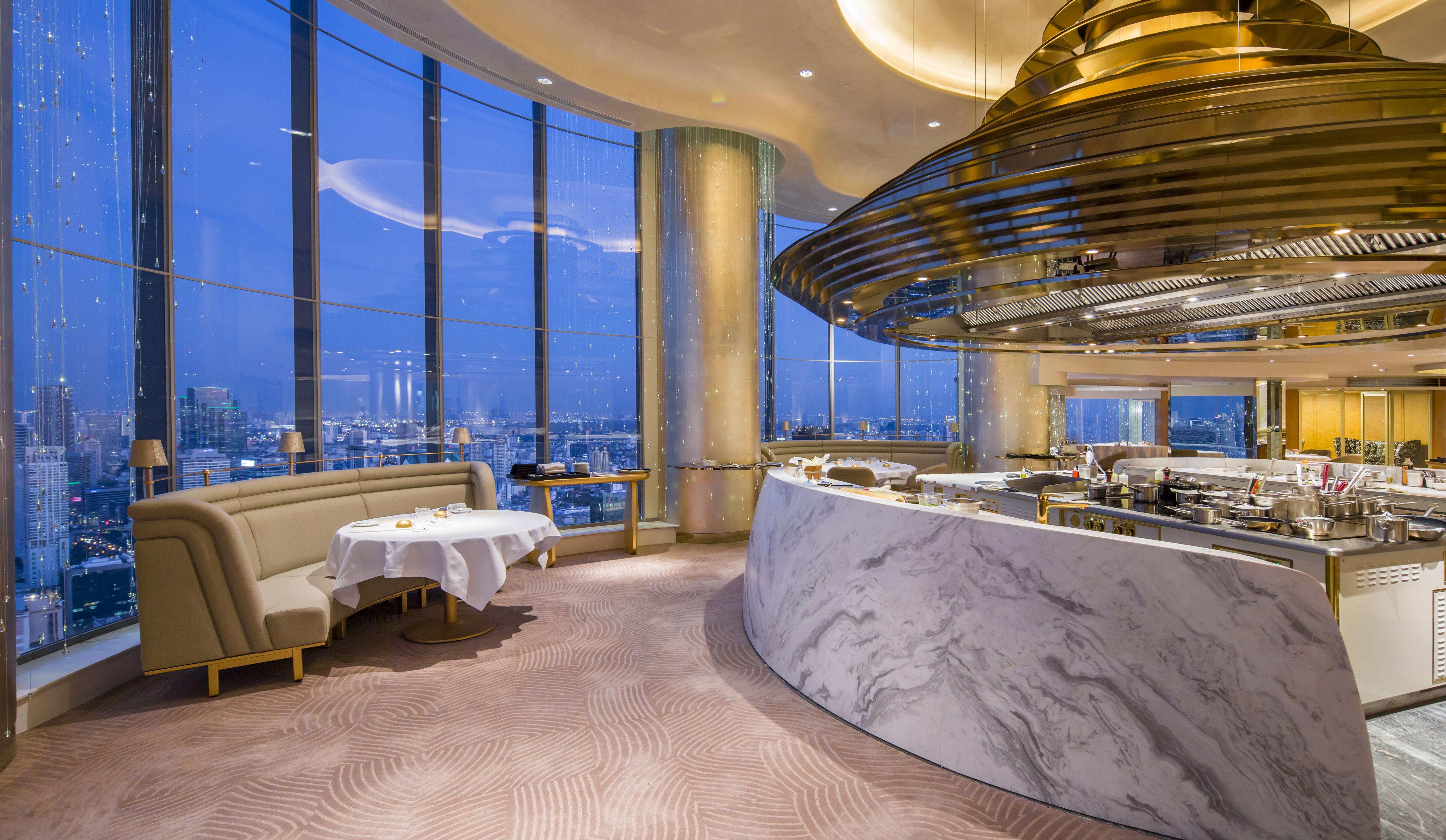 Tower Club At Lebua Hotel Банкок Екстериор снимка