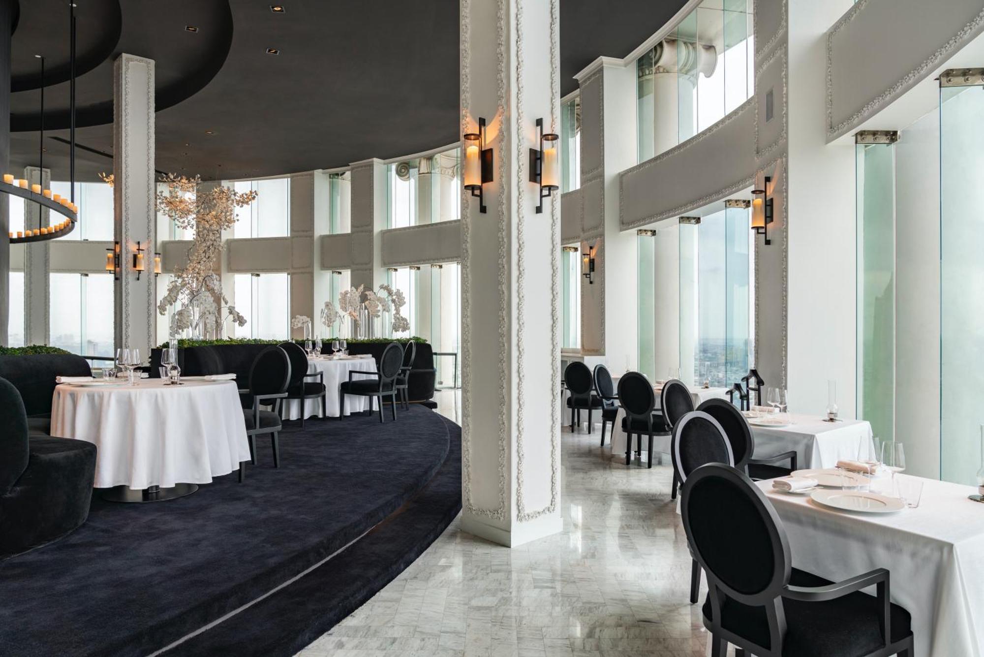 Tower Club At Lebua Hotel Банкок Екстериор снимка